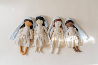 Mary Doll – Catholic Plush Toy with Marian Veil and Tote