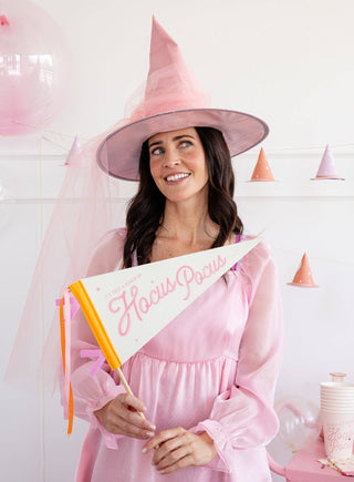 BSW1115 - Hocus Pocus Felt Banner